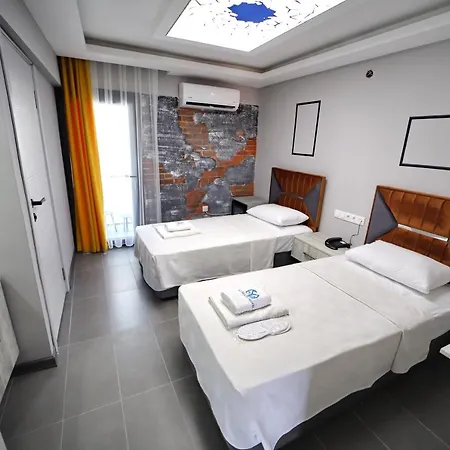 Hotel My