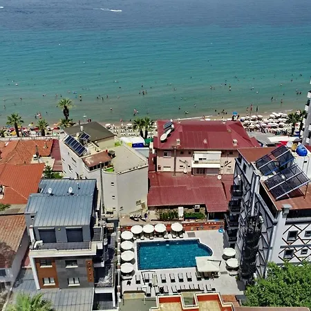 Hotel My
