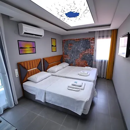 Hotel My 2*